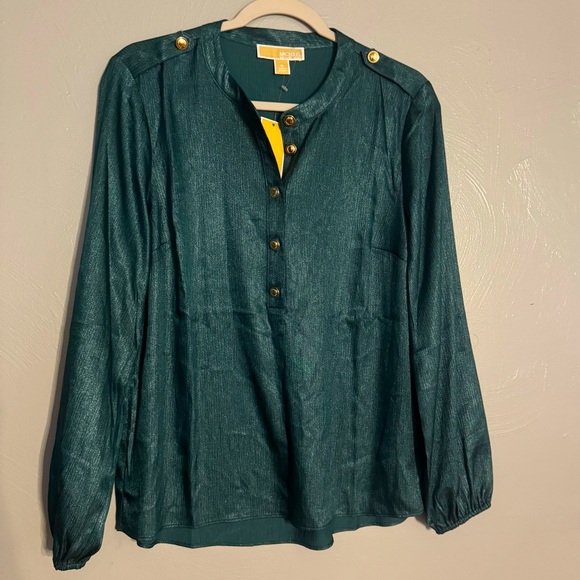 NEW- Michael Kors Emerald green Blouse 100% silk. Size M - Picture 1 of 11